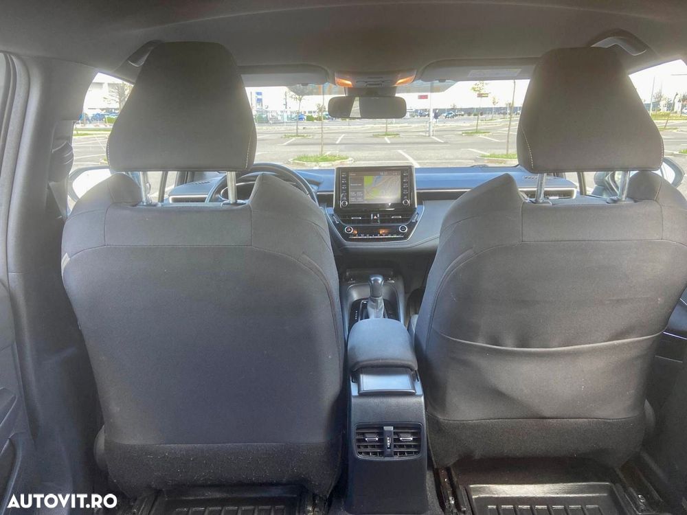 Toyota Corolla 1.8 HEV Business - 6