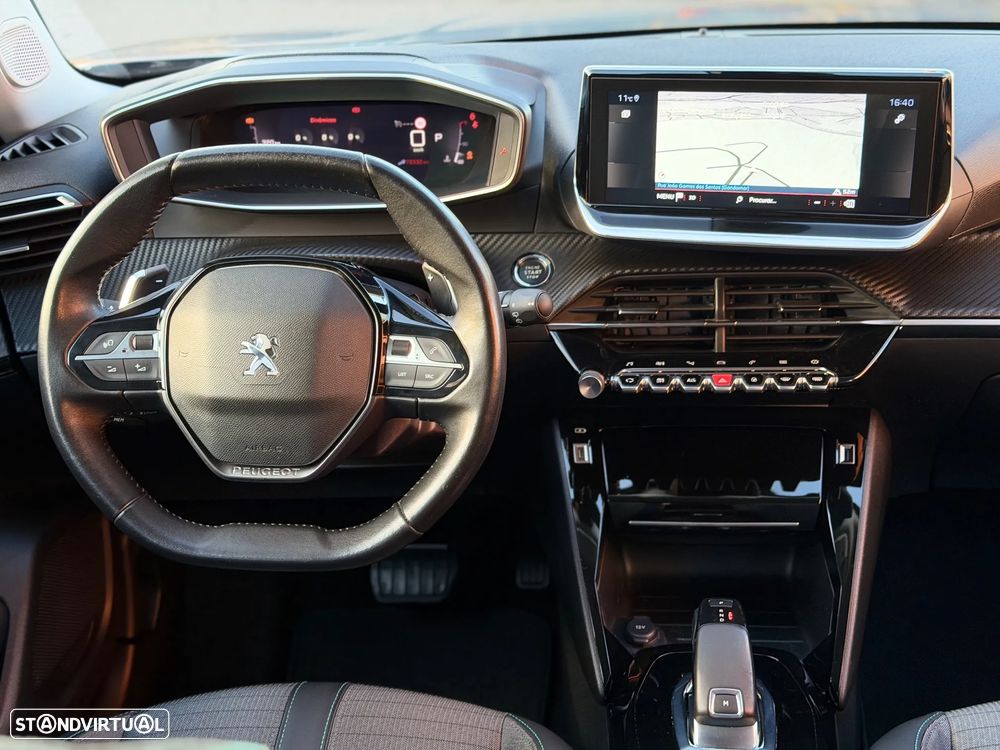 Peugeot 2008 1.2 PureTech Allure Pack EAT8 - 5