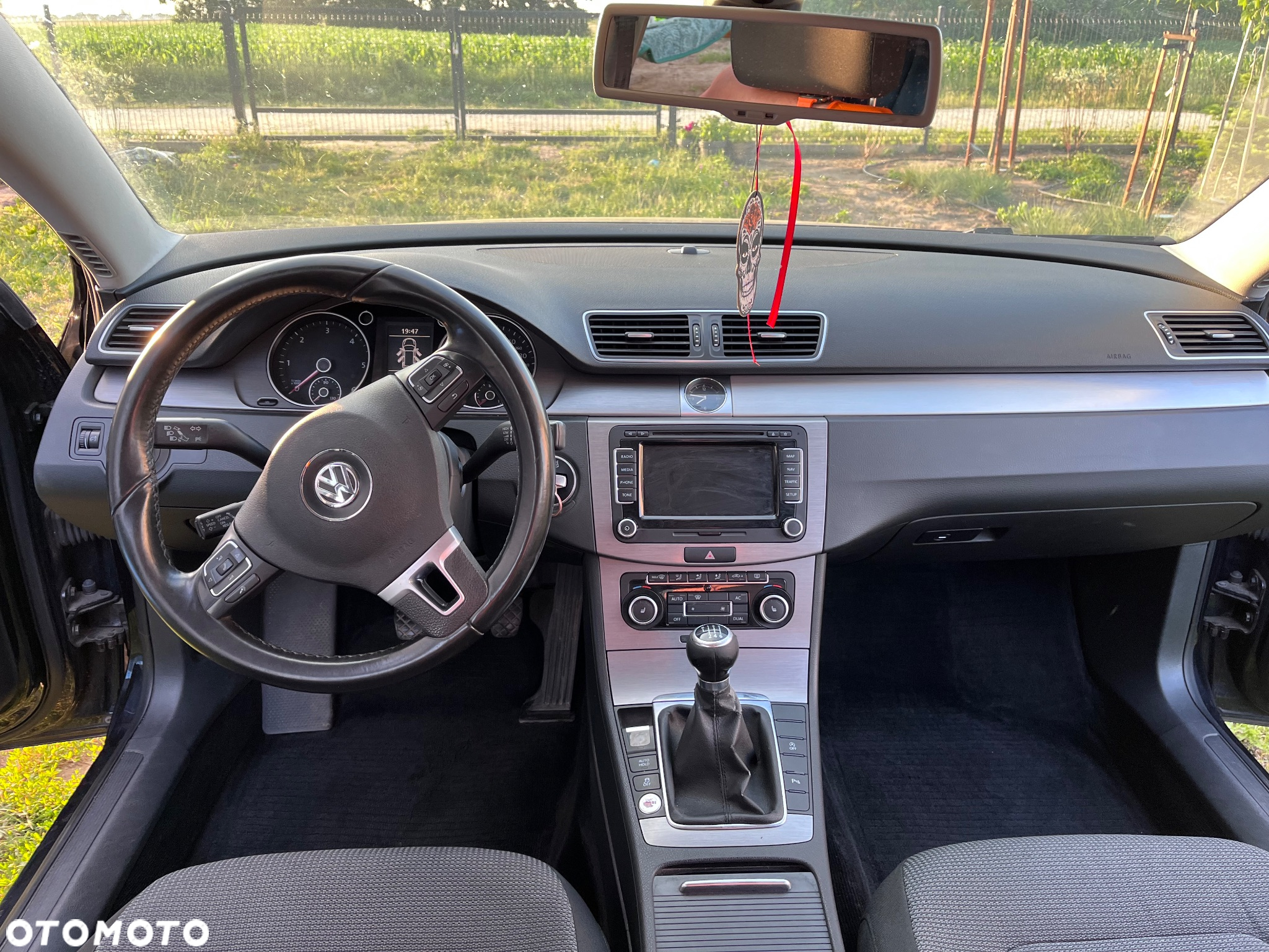 Volkswagen Passat - 8