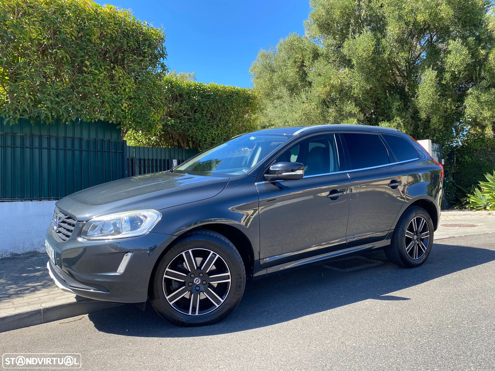 Volvo XC 60 2.0 D3 Momentum - 1