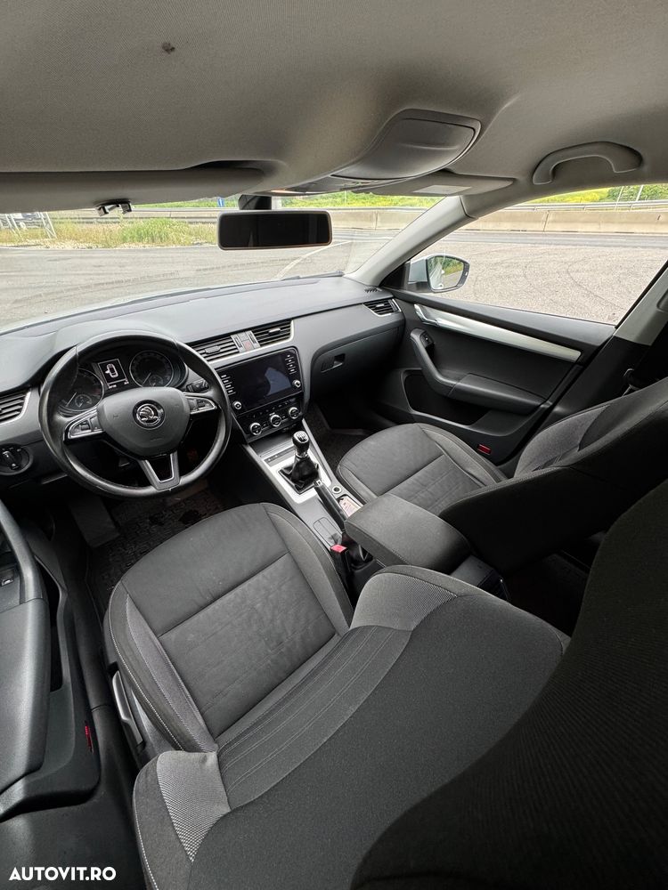 Skoda Octavia 2.0 TDI Ambition - 5