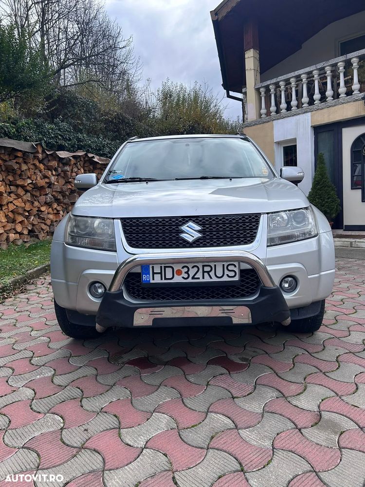 Suzuki Grand Vitara 2.4i JLX - 1