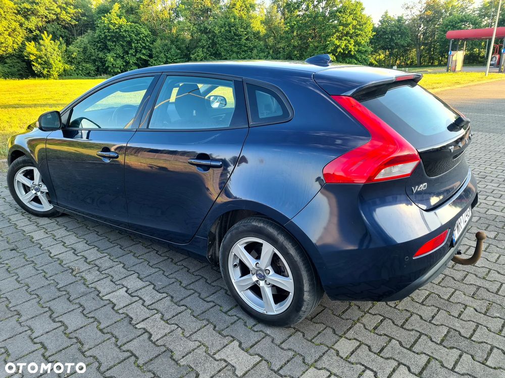 Volvo V40 D2 - 8