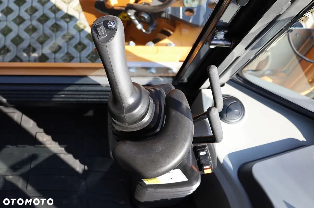 Case 580SV nowa nieużywana od autoryzowanego dealera - 7