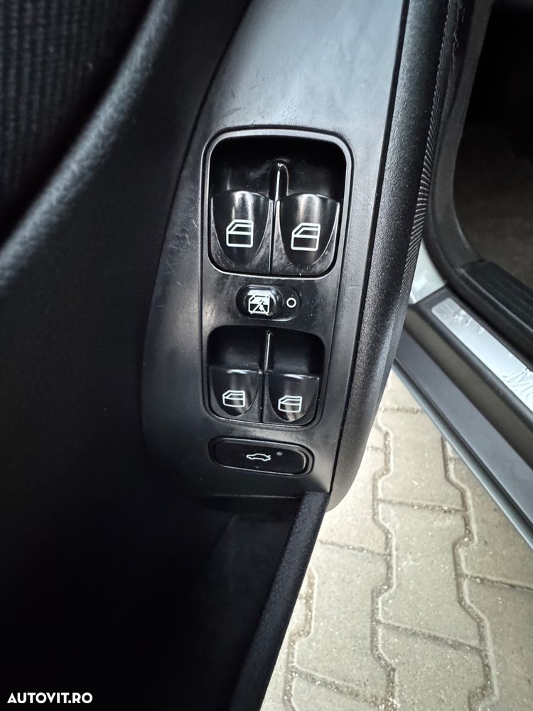 Mercedes-Benz C - 22