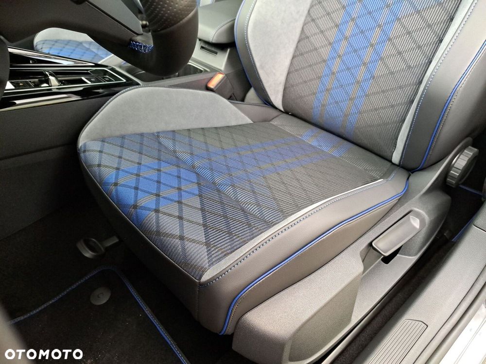 Volkswagen Golf Variant 2.0 TSI 4Motion R - 20