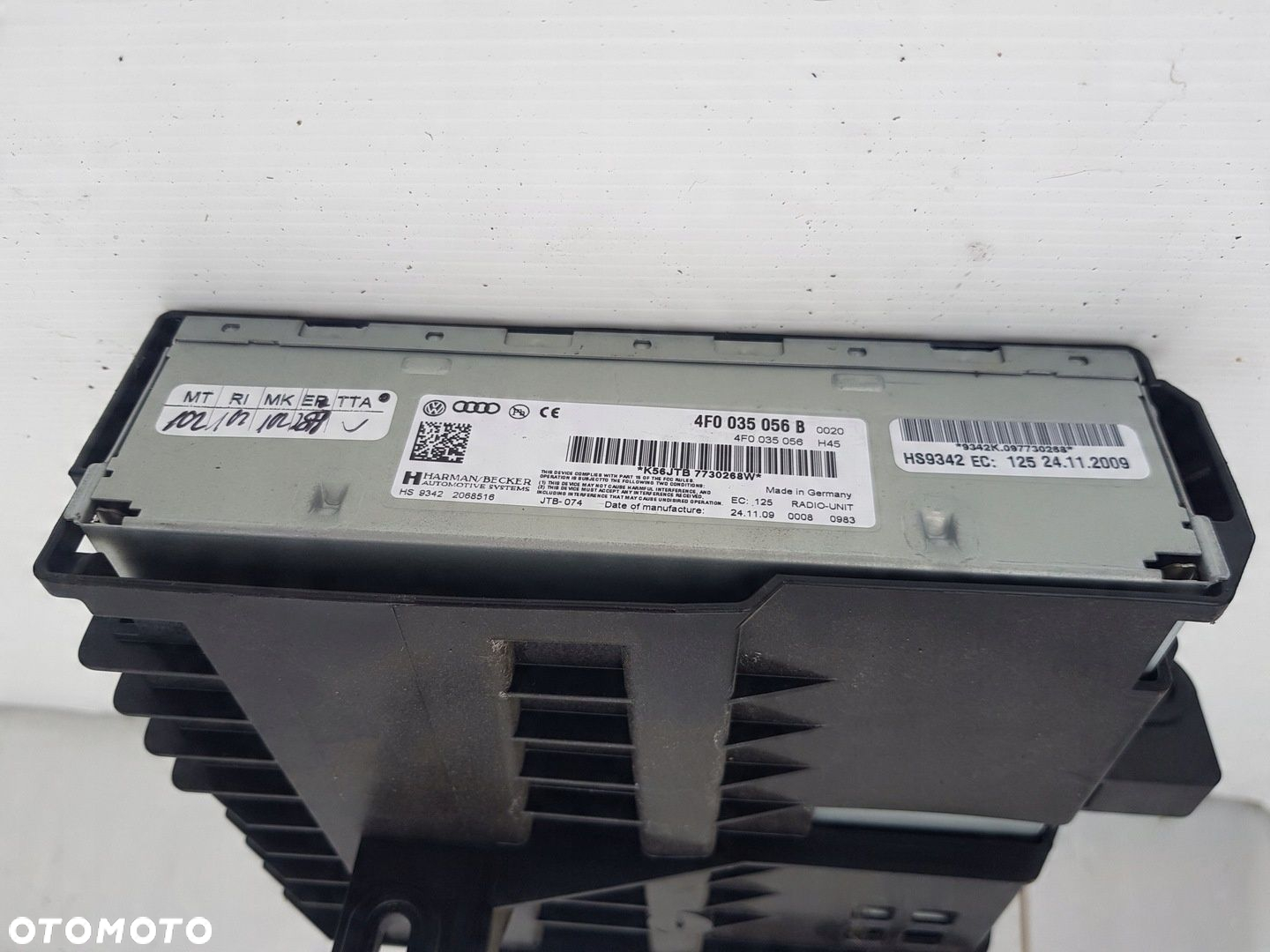 AUDI A4 B8 Q5 2009 TUNER RADIA 4F0035056B - 2