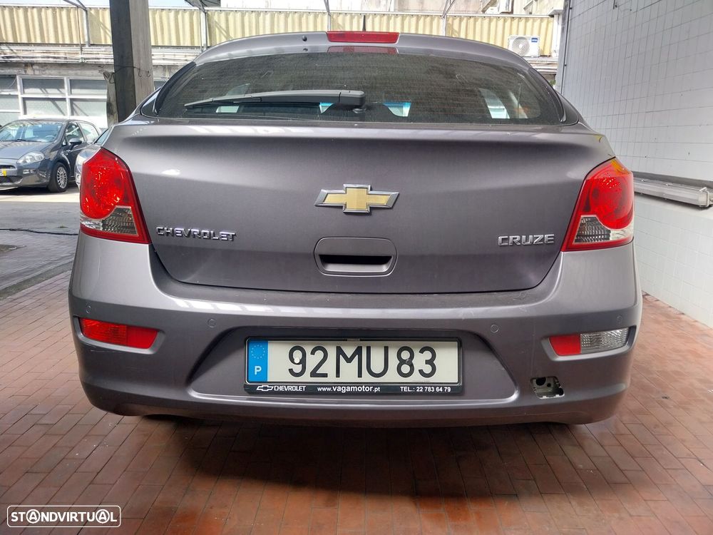Chevrolet Cruze 1.7 VCDi LT - 14