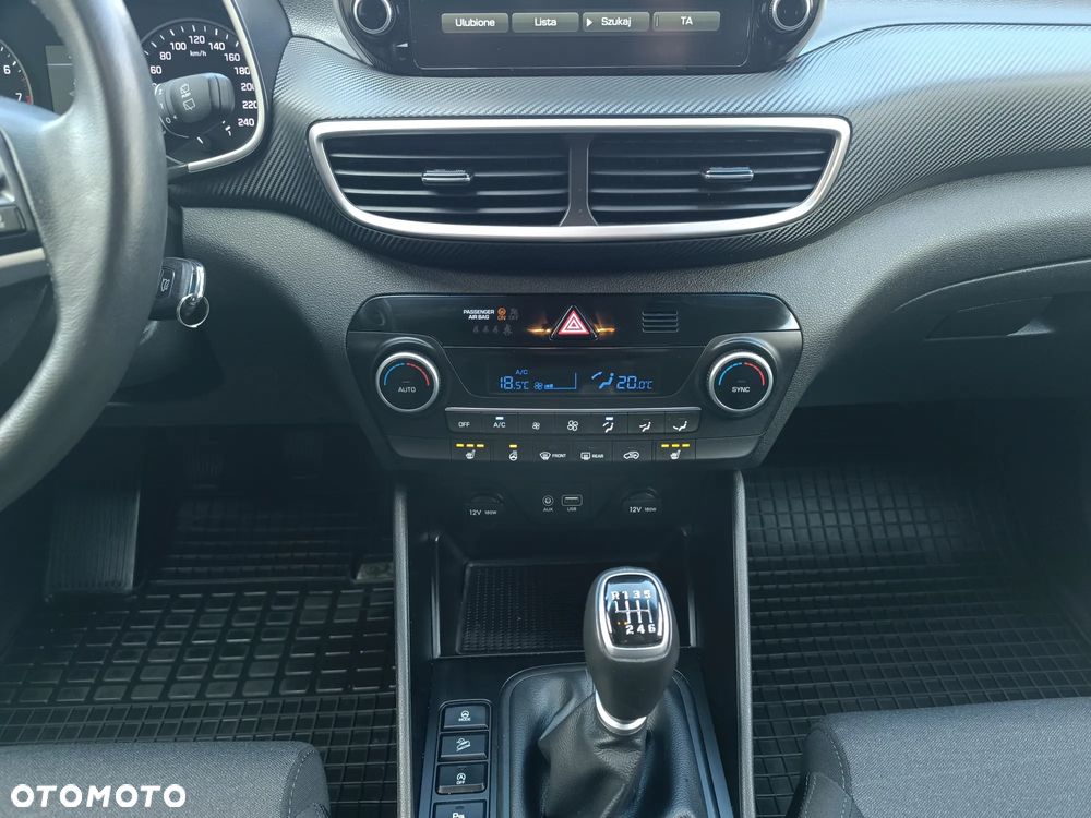 Hyundai Tucson 1.6 GDI BlueDrive Style 2WD - 11