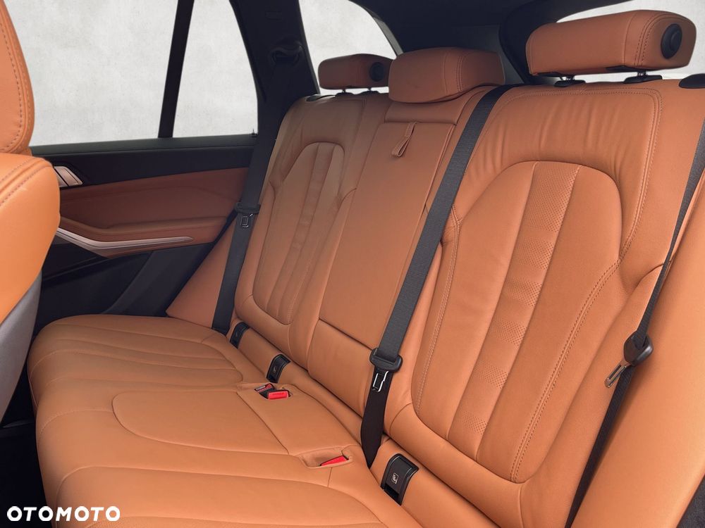 BMW X5 - 25