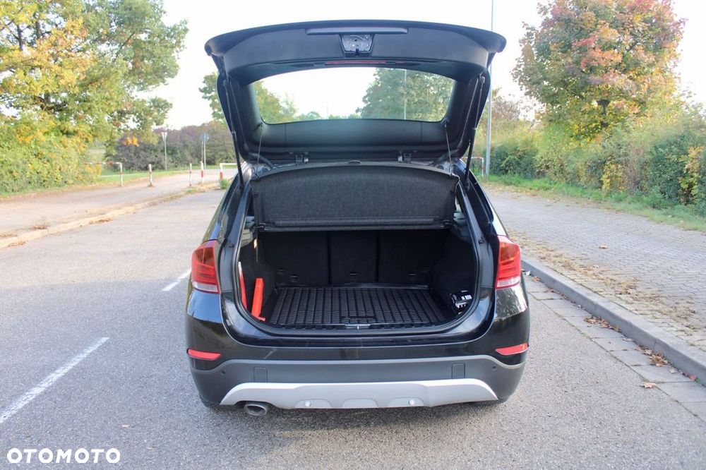 BMW X1 xDrive18d Sport Line - 13