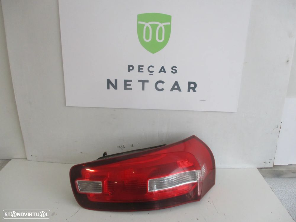 Farol farolim direito Citroen C4 Picasso 2013 - 1