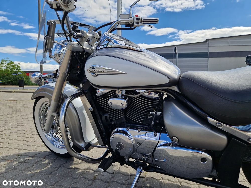 Suzuki VL 800 Volusia - Boulevard C50 - 12
