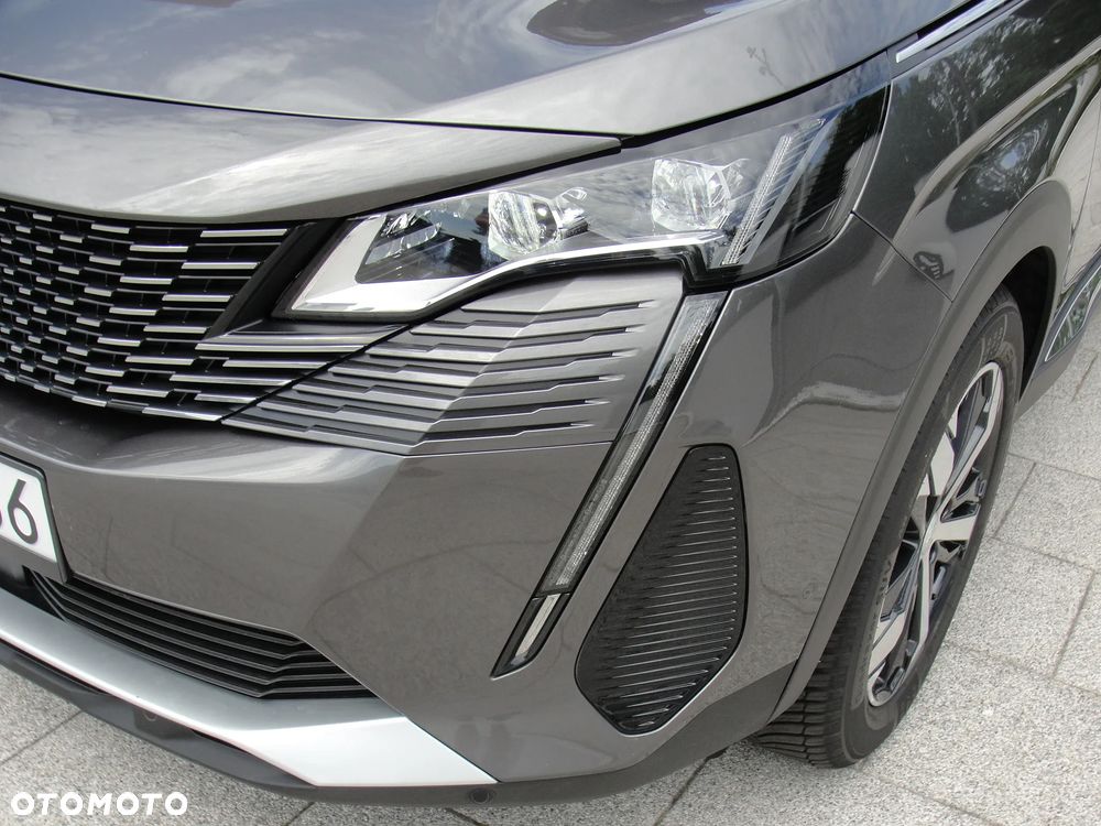 Peugeot 5008 PureTech 130 EAT8 Stop & Start Allure Pack - 18