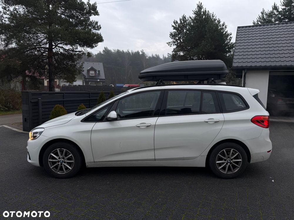 BMW Seria 2 216d - 7