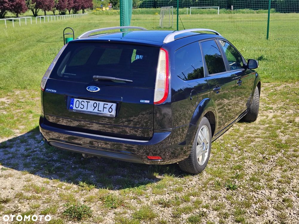 Ford Focus 1.6 TDCi Ambiente - 6