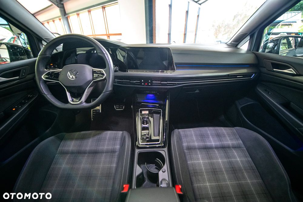 Volkswagen Golf 2.0 TDI GTD DSG - 31