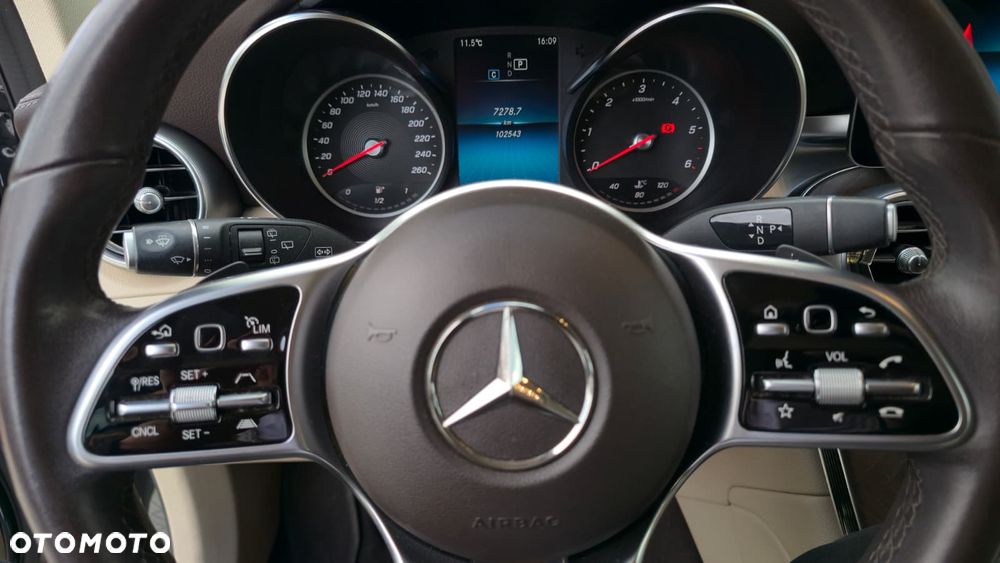 Mercedes-Benz GLC 200 d 4Matic 9G-TRONIC AMG Line - 19