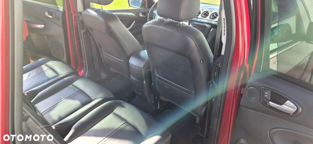 Ford S-Max 2.0 TDCi DPF Ambiente - 25
