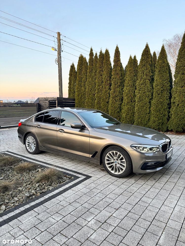 BMW Seria 5 530d Sport Line - 14