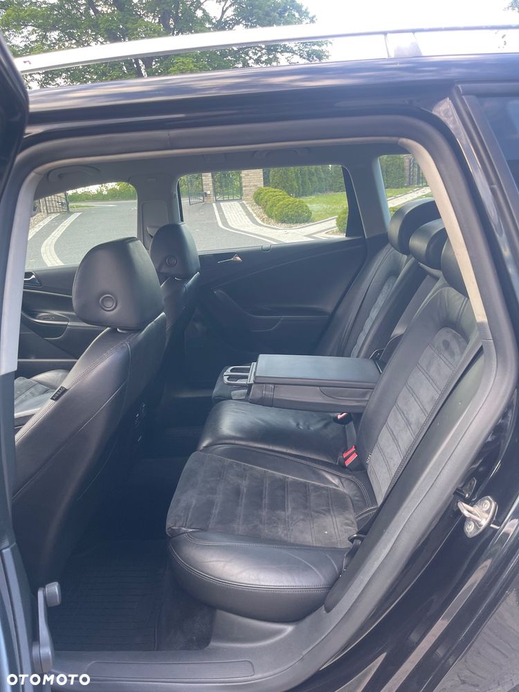 Volkswagen Passat 2.0 TDI DPF Highline - 26