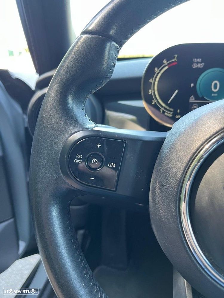 MINI 5 Portas One Classic Auto - 23