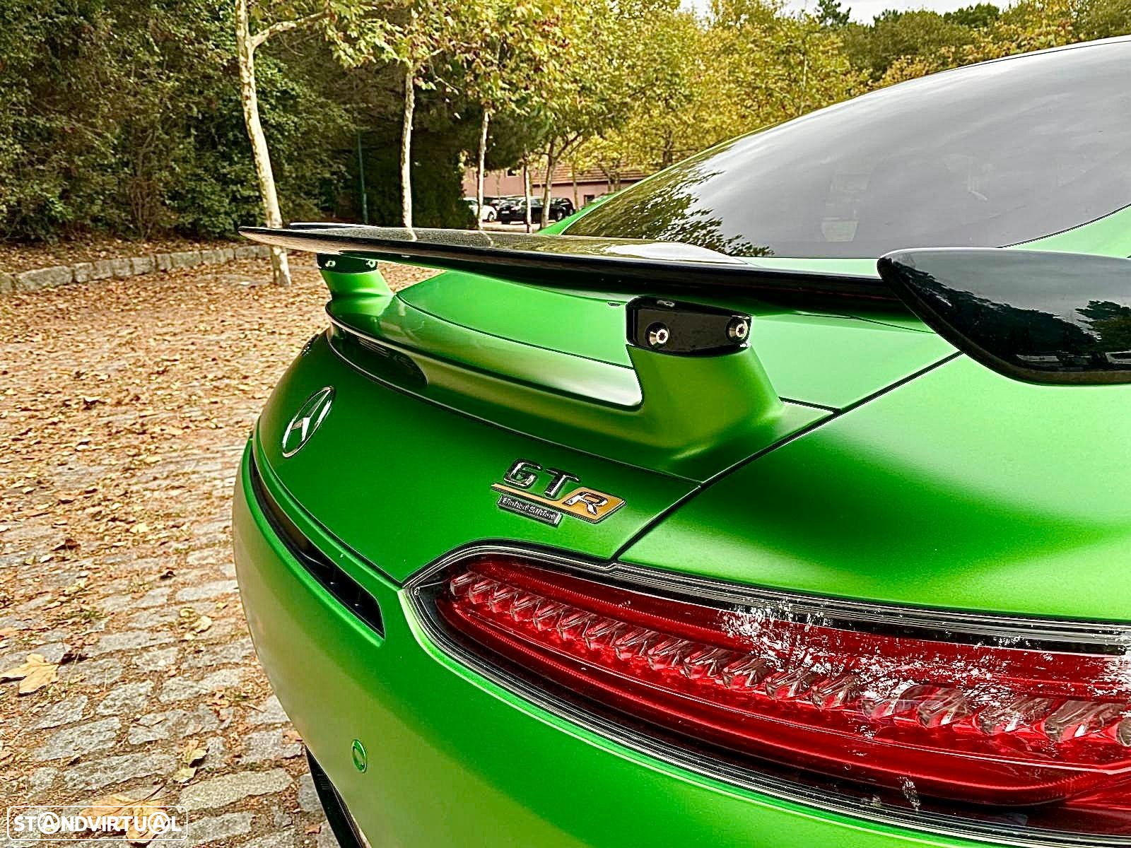 Mercedes-Benz AMG GT R - 11