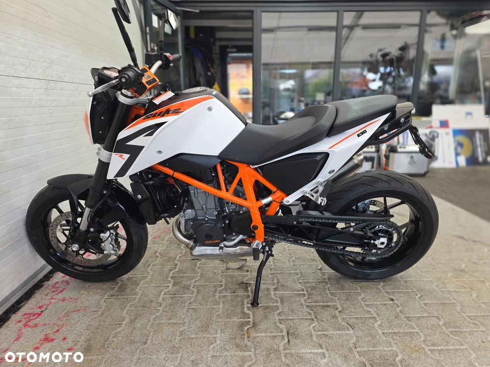 KTM Duke - 18