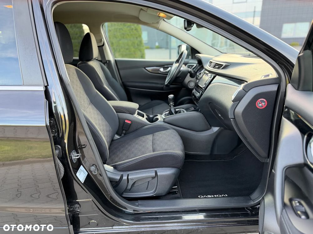 Nissan Qashqai 1.6 DIG-T N-Tec - 29