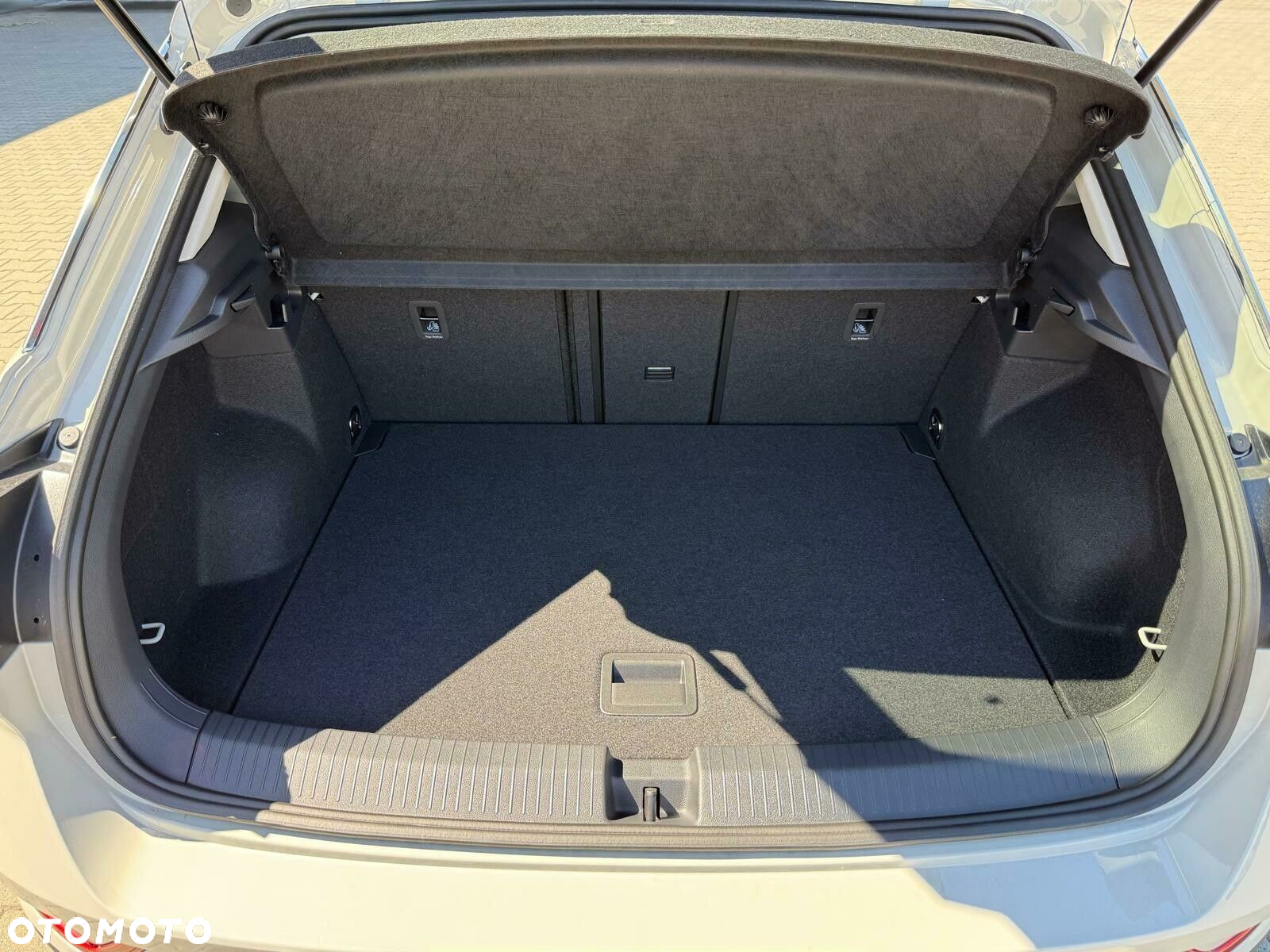 Volkswagen T-Roc 1.5 TSI Life Plus DSG - 34