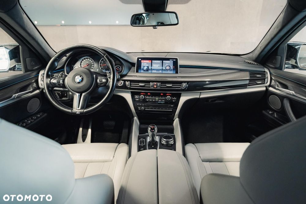 BMW X6M - 11