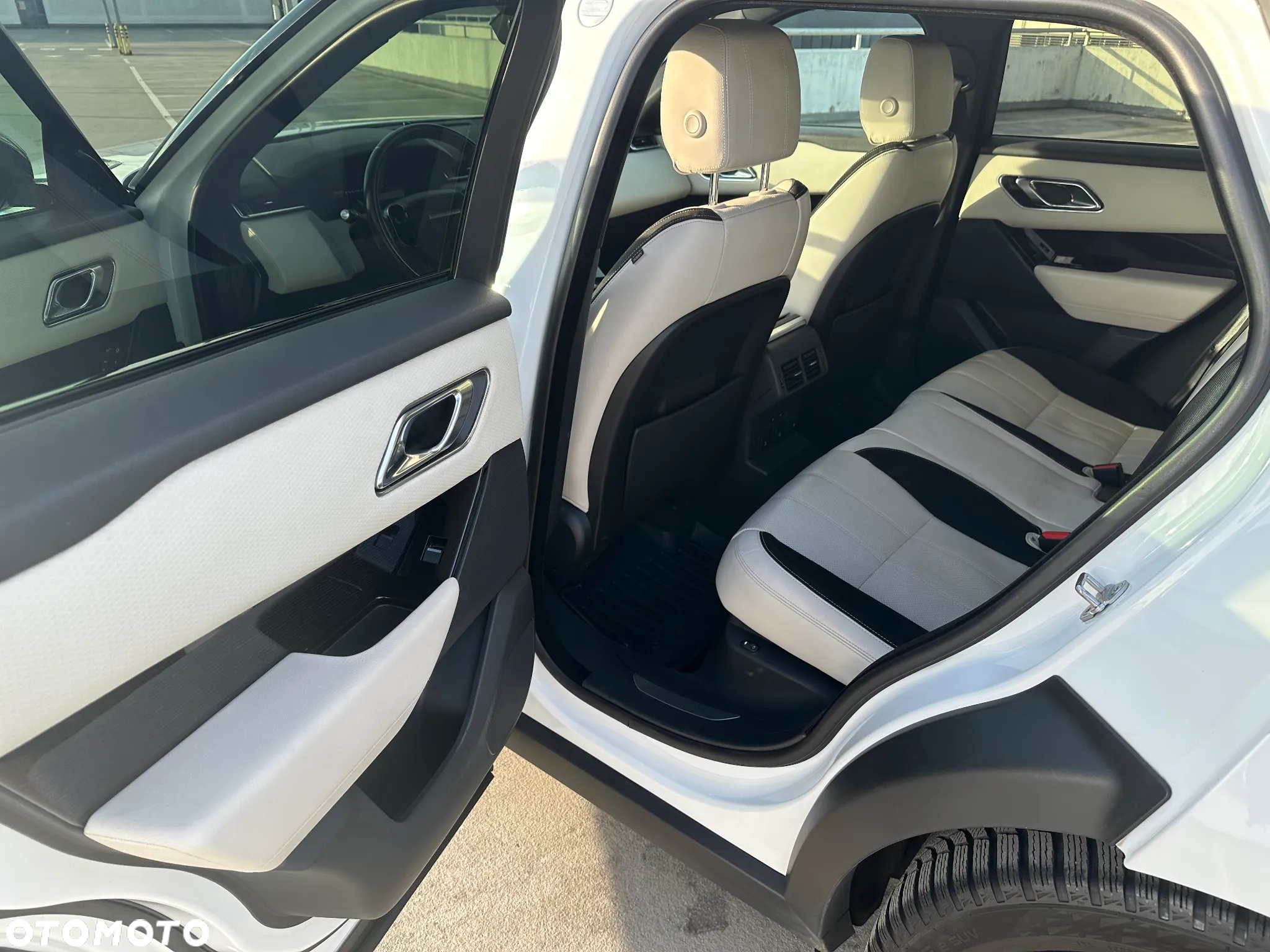 Land Rover Range Rover Velar 2.0 Si4 GPF R-Dynamic - 11