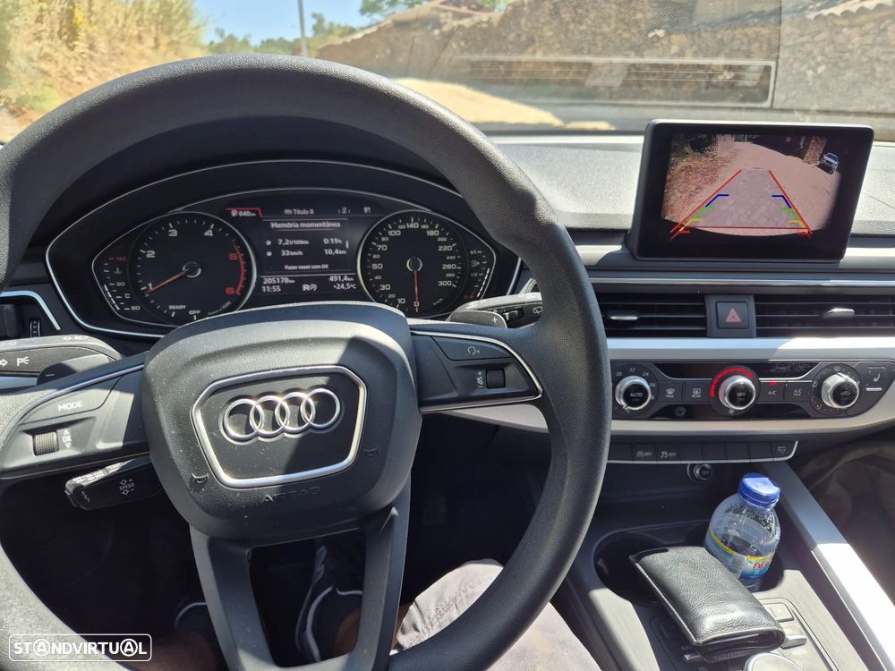 Audi A4 Avant 2.0 TDI S tronic - 9