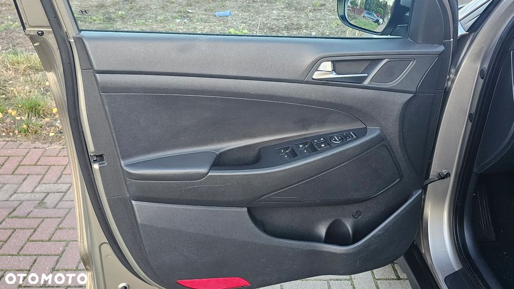 Hyundai Tucson 1.6 GDi 2WD Trend - 26