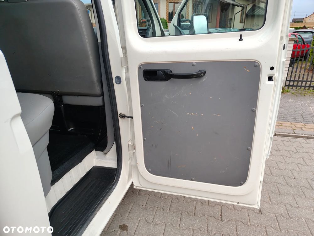 Volkswagen Transporter - 21