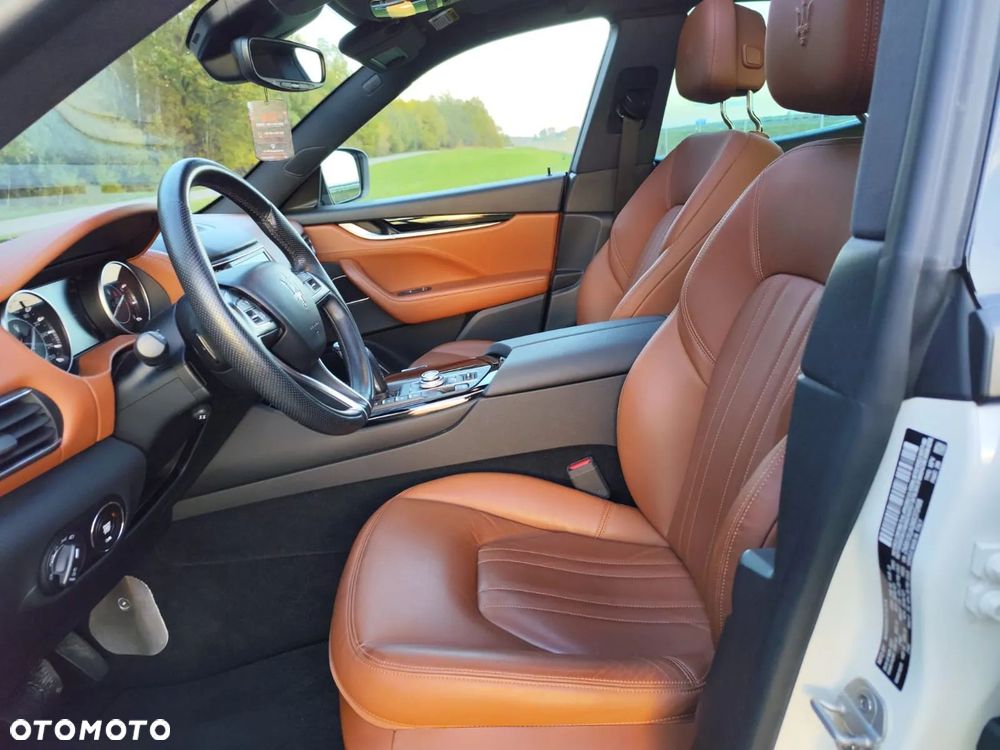 Maserati Levante S Q4 - 27