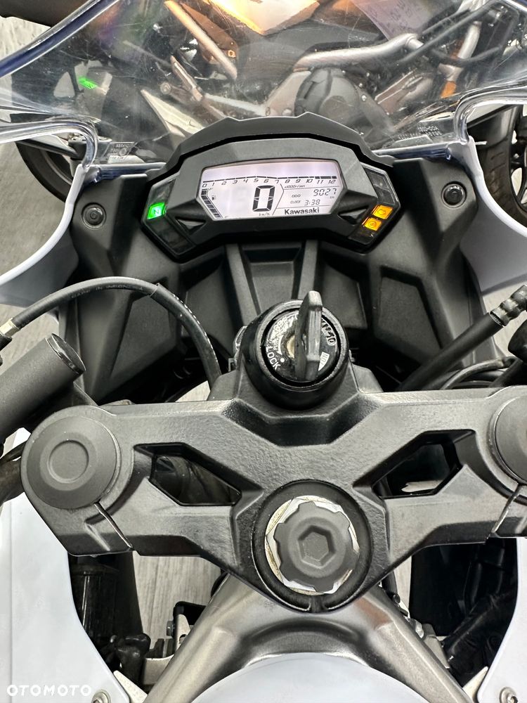 Kawasaki Ninja - 27