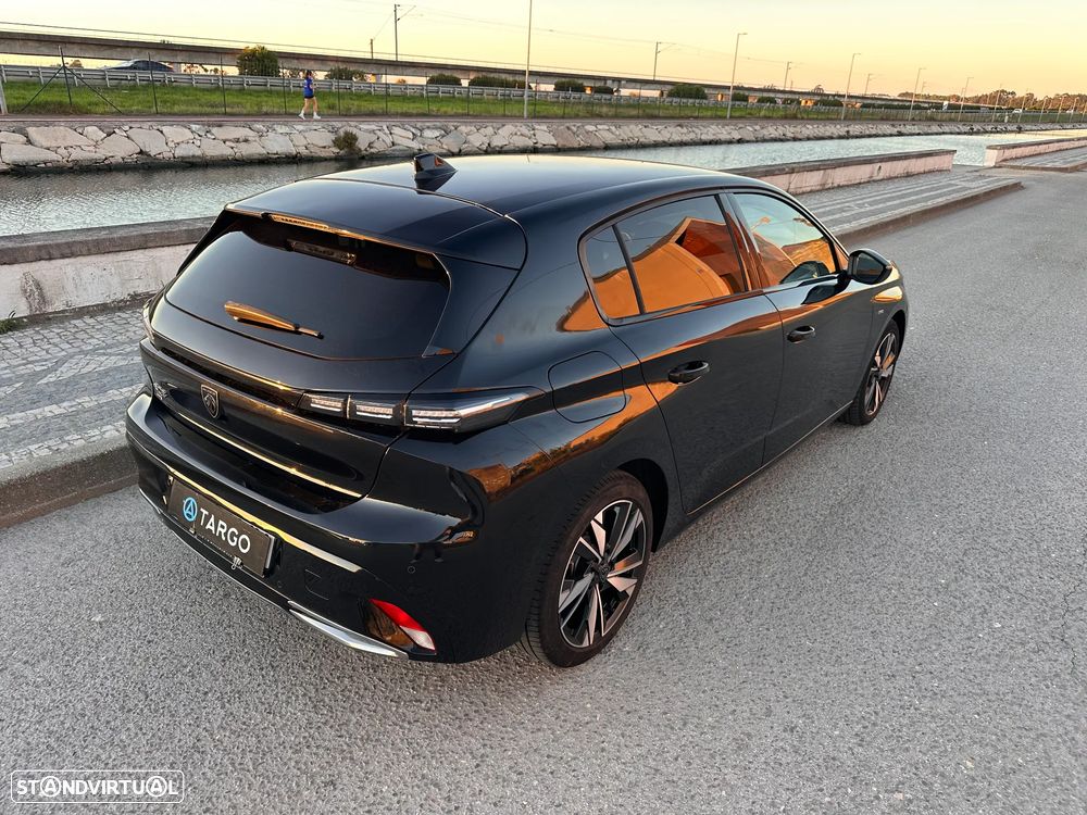 Peugeot 308 1.6 Hybrid Allure Pack e-EAT8 - 37