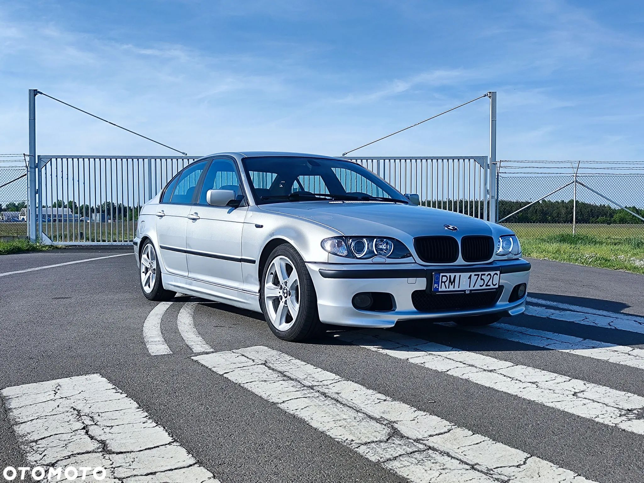 BMW Seria 3 330i - 1