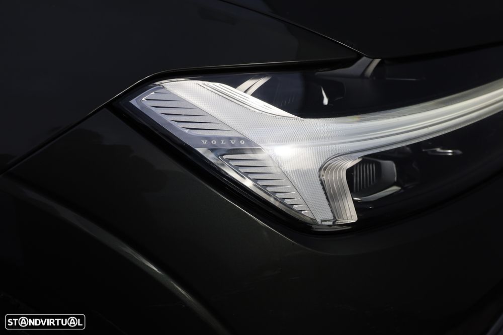 Volvo XC 60 2.0 T6 PHEV Inscription AWD - 32