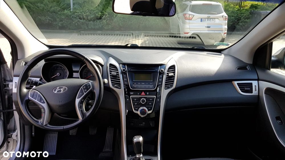 Hyundai i30 1.6 GDI Comfort - 4
