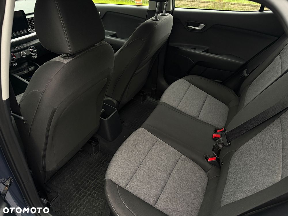 Kia Stonic 1.2 M - 6