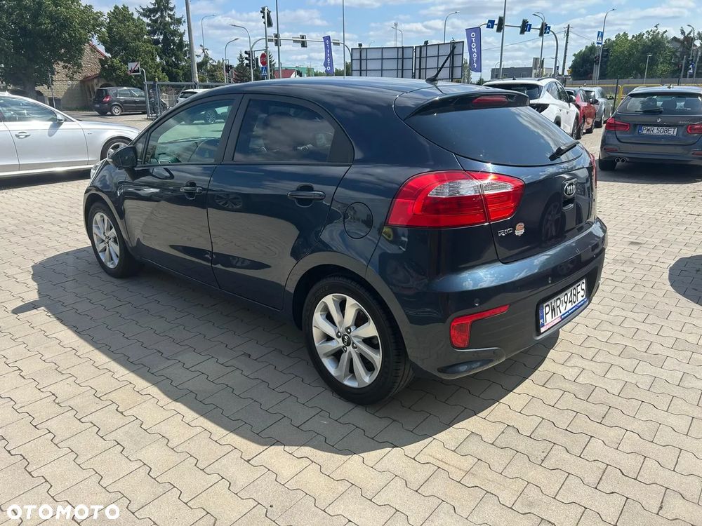 Kia Rio 1.2 M - 8