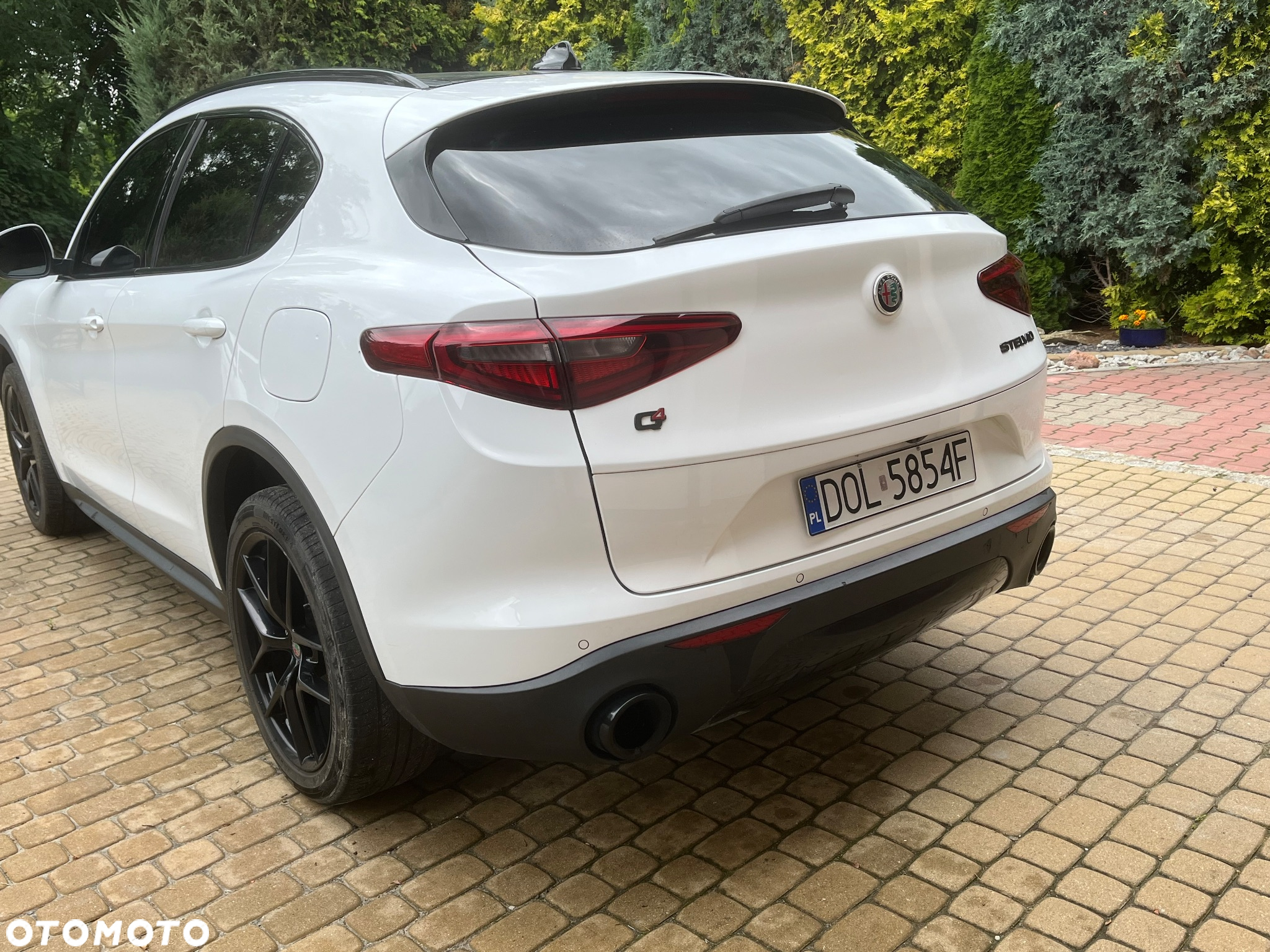 Alfa Romeo Stelvio 2.0 Turbo 16V AT8-Q4 Veloce Ti - 5