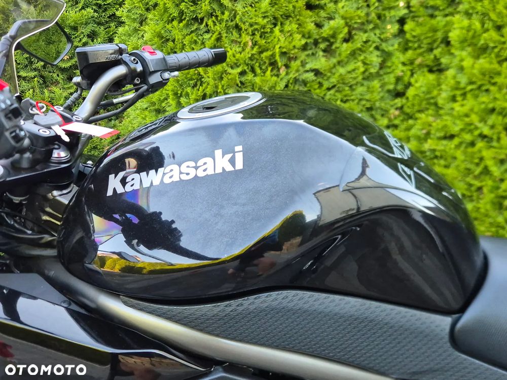 Kawasaki ER - 24