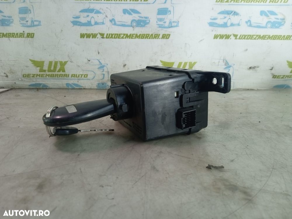 Contact cu cheie p68210155ab Chrysler Voyager 5 [2007 - 2011] 2.8 crd - 1