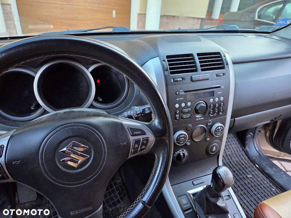 Suzuki Grand Vitara 1.9 DDiS Premium - 7