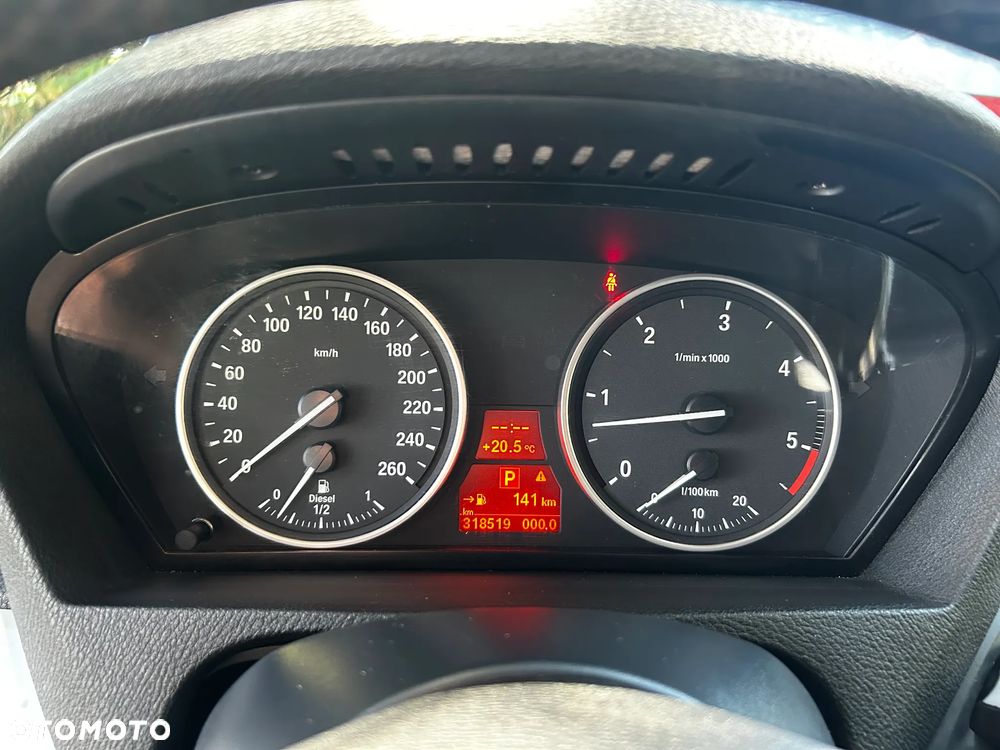 BMW X5 - 12