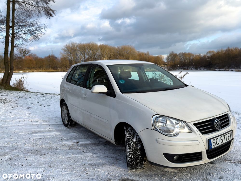 Volkswagen Polo 1.4 Comfortline - 2