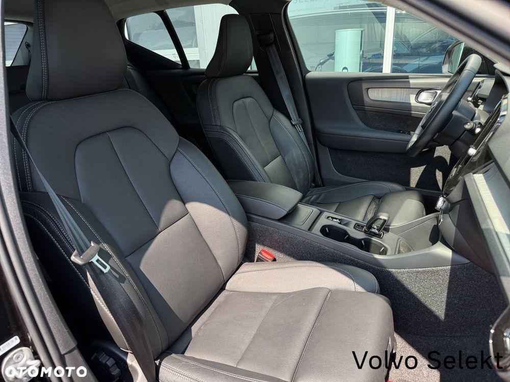 Volvo XC 40 B3 B DKG Core - 24